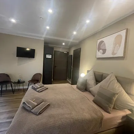 Hotel Stadtblick 4*