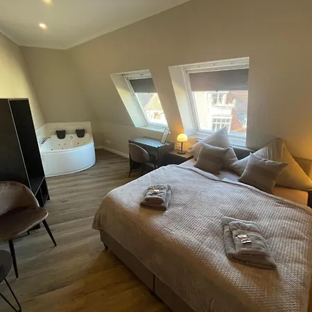 Ξενοδοχείο Stadtblick 4*